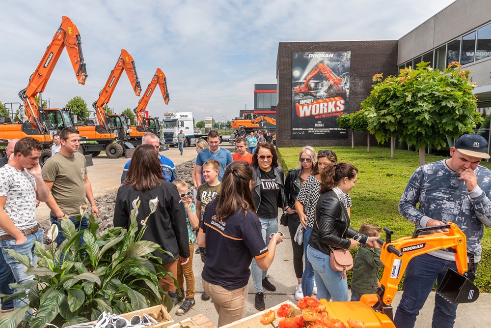 Grondverzetdagen bij Staad met grote primeur